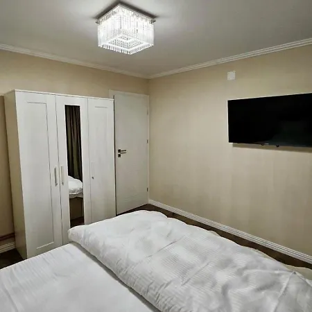 In With 3 Apartment Craiova