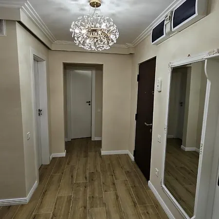 Apartment In With 3 *