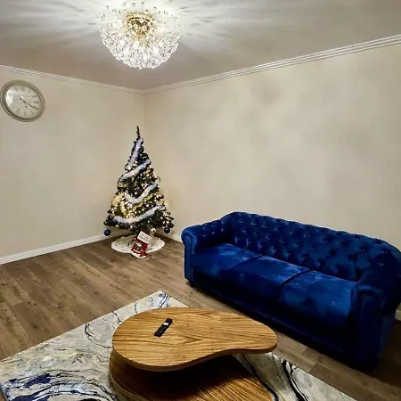Apartment In With 3 *